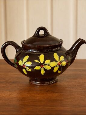 Vintage Royal Canadian Art Pottery Floral Dripless Teapot